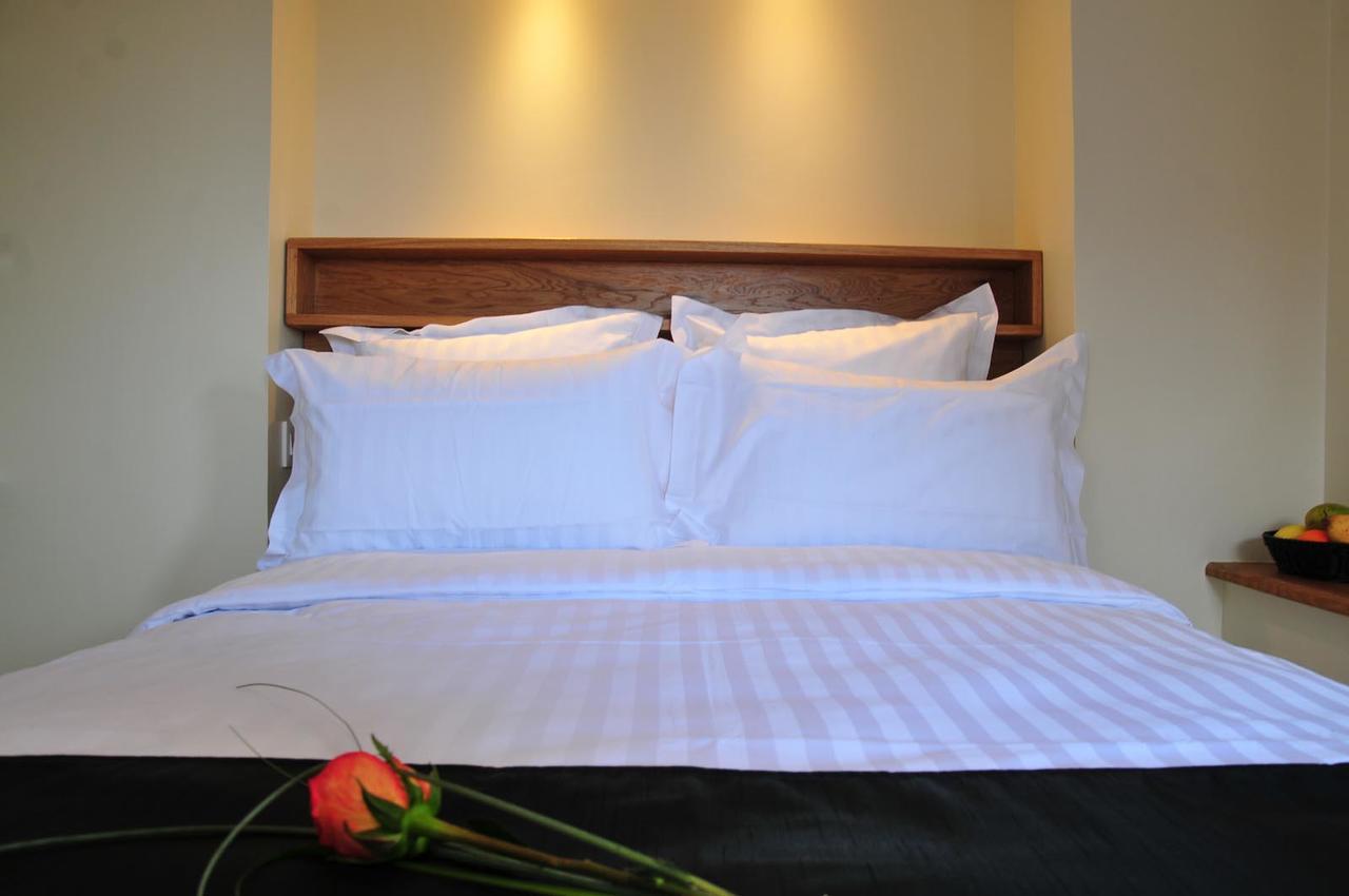 Hotel Les Glycines 2*