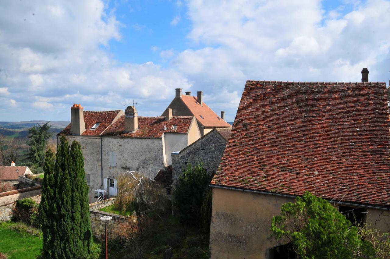 Les Glycines 2* Vezelay