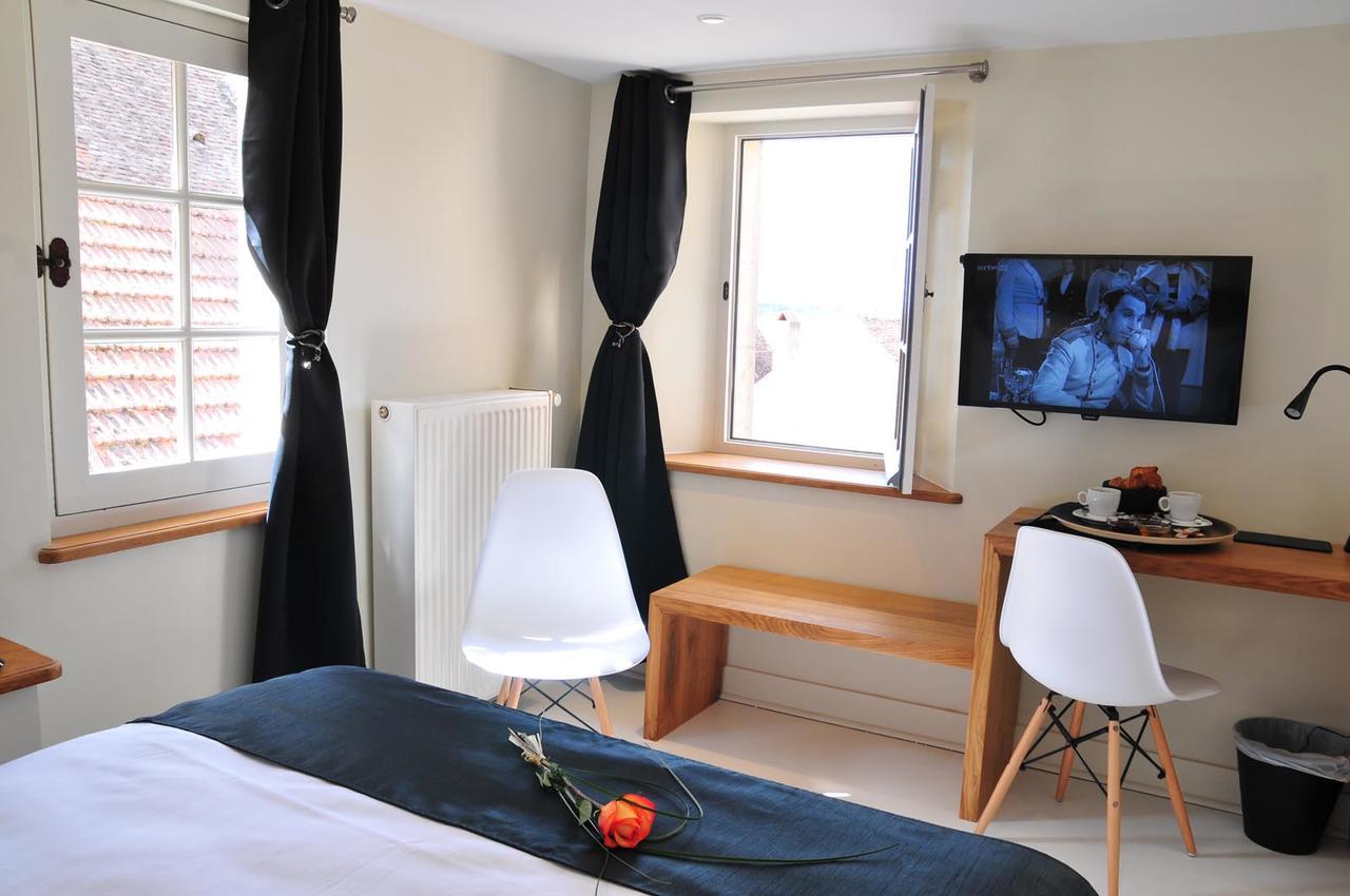 Les Glycines Hotel